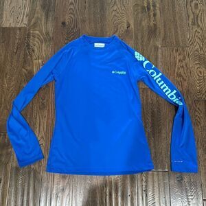 Women’s Columbia blue PFG sun shirt. Sz XS.